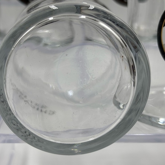 8 Goose Island Beer Co. Glasses. Est. 1988 Chicago, IL. Sold As One Lot. Home - Picture 5 of 8